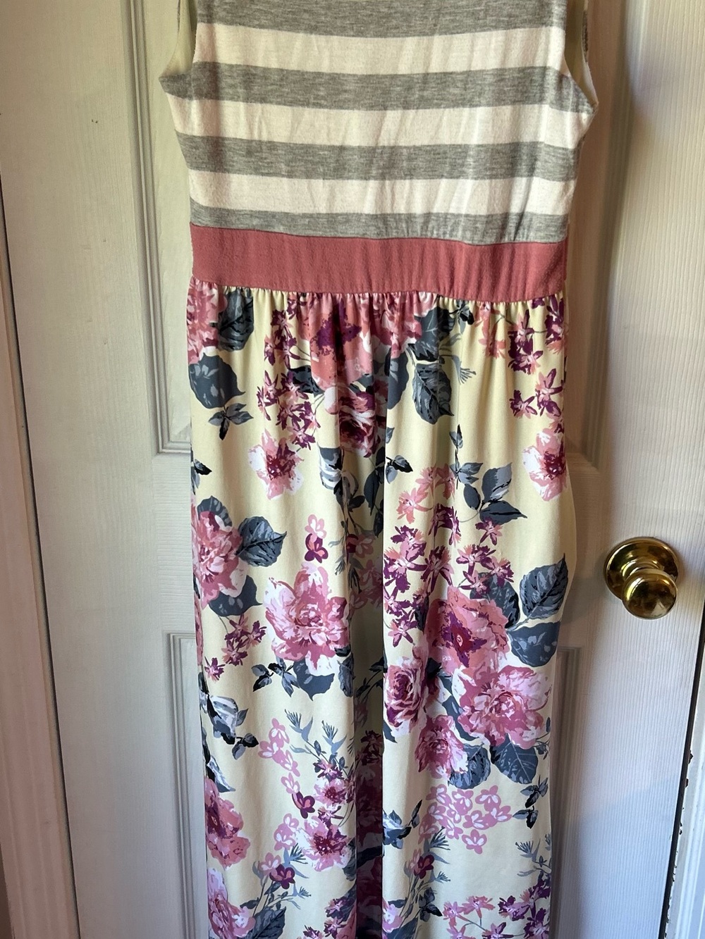 Striped Bodice Floral Maxi Dress in Cream and Dusty Rose - Picture 3 of 5